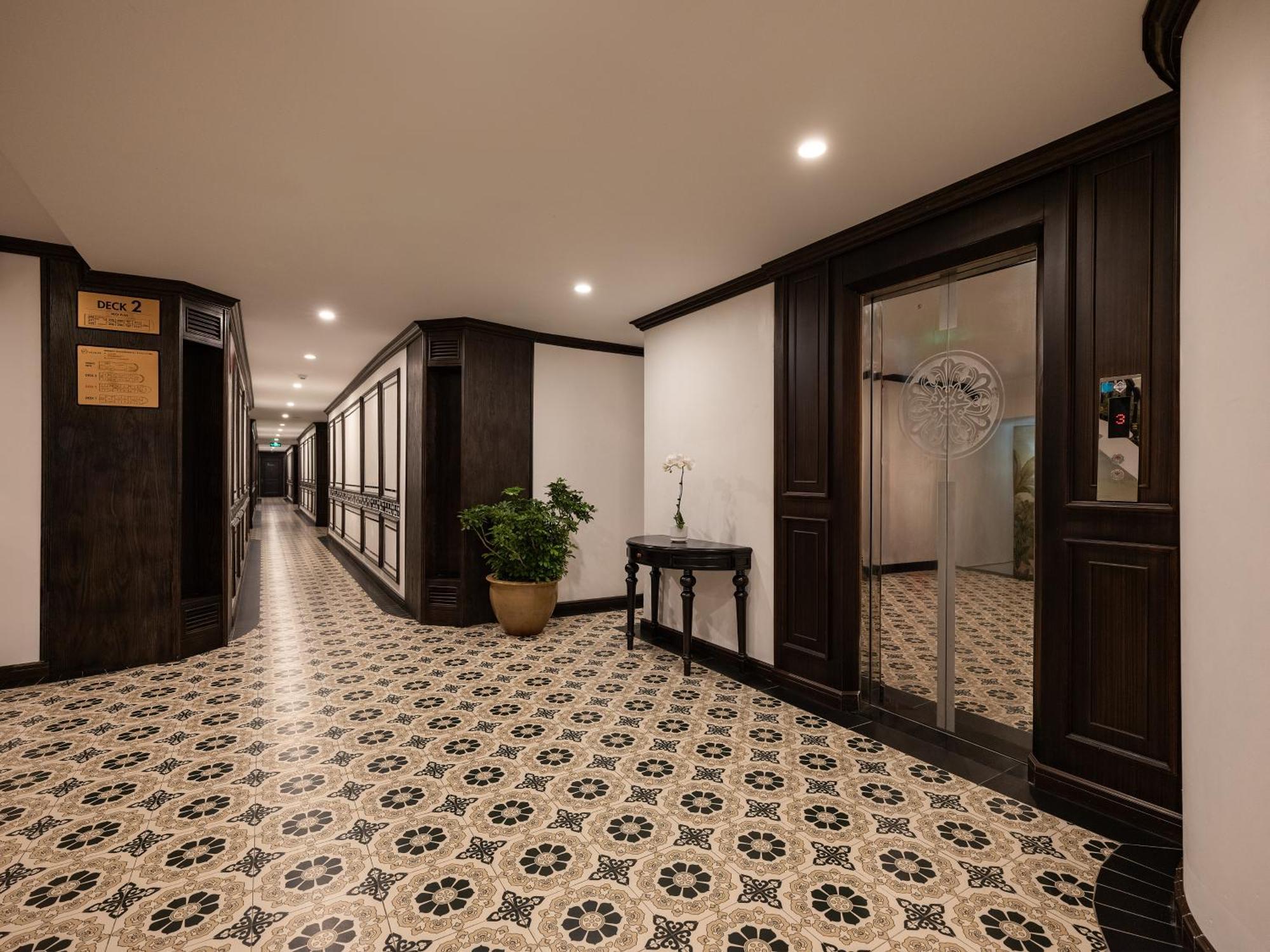 Era Premium Cruises Halong Hotell Ha Long Exteriör bild