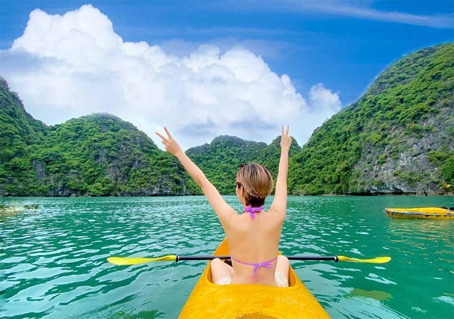 Era Premium Cruises Halong Hotell Ha Long Exteriör bild