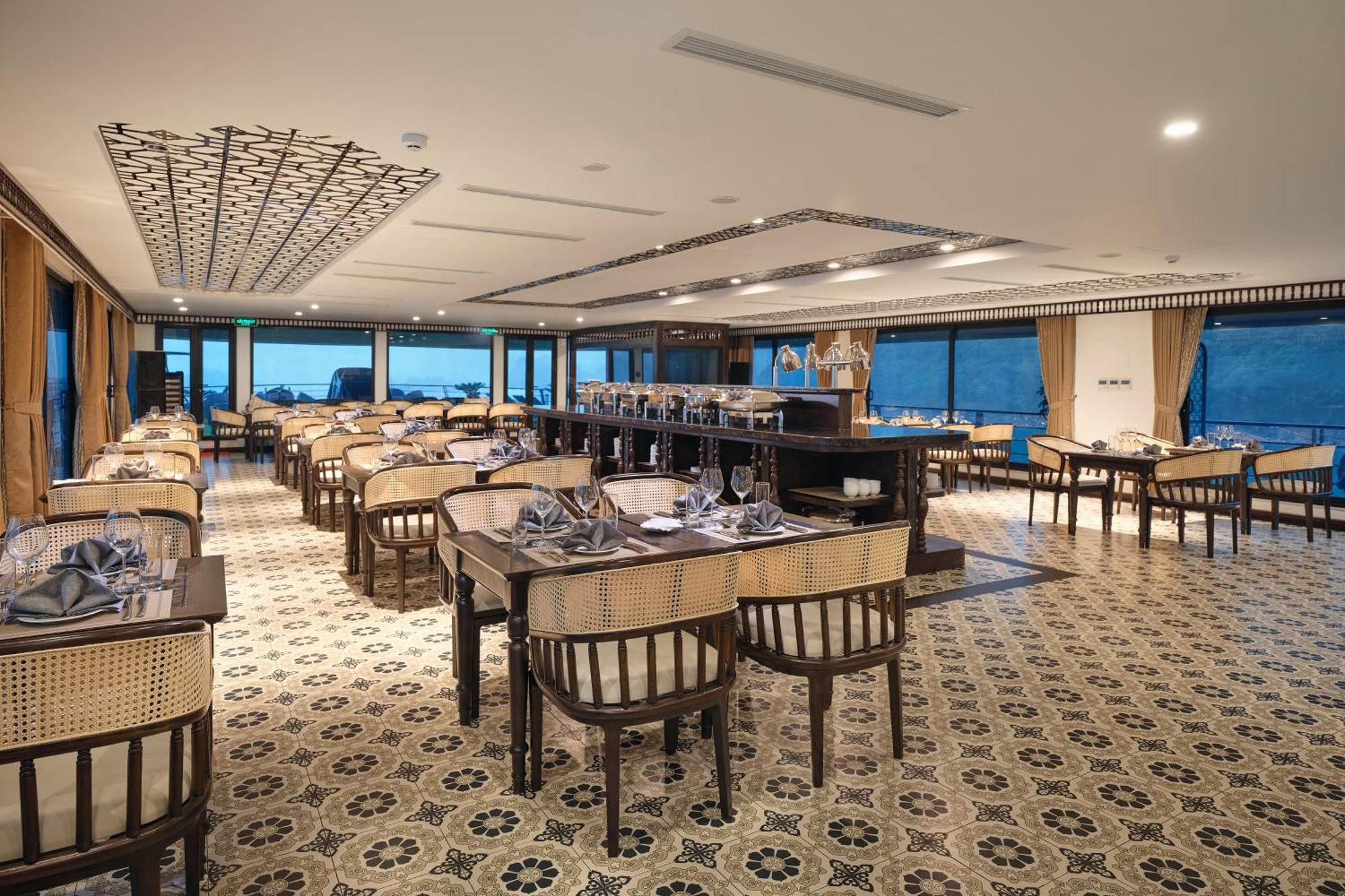 Era Premium Cruises Halong Hotell Ha Long Exteriör bild