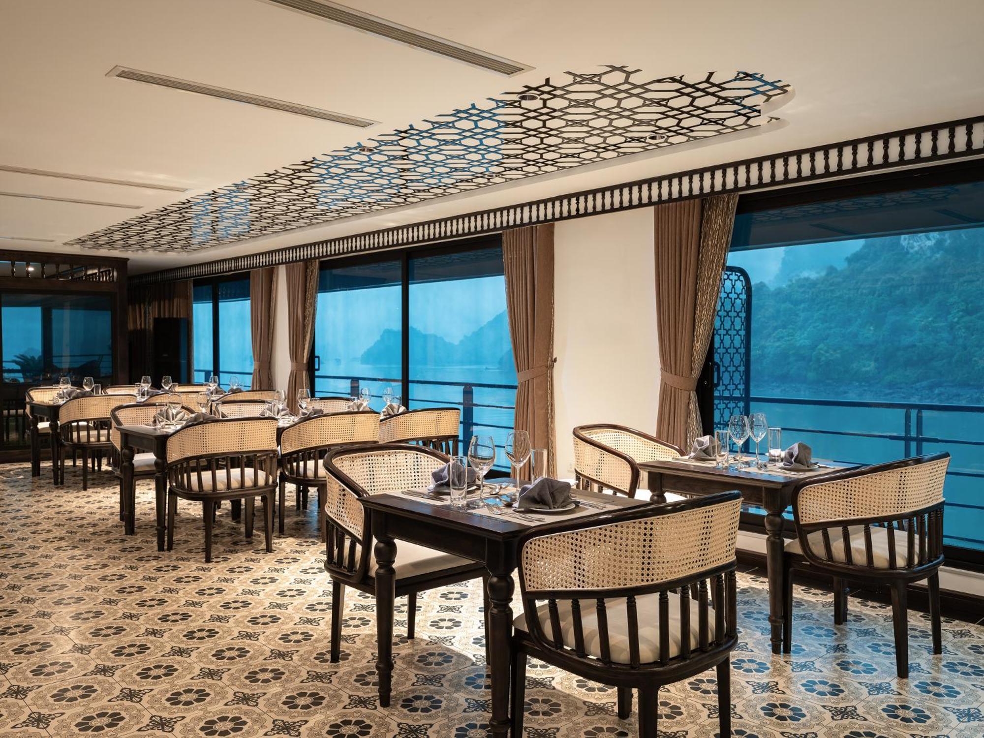 Era Premium Cruises Halong Hotell Ha Long Exteriör bild