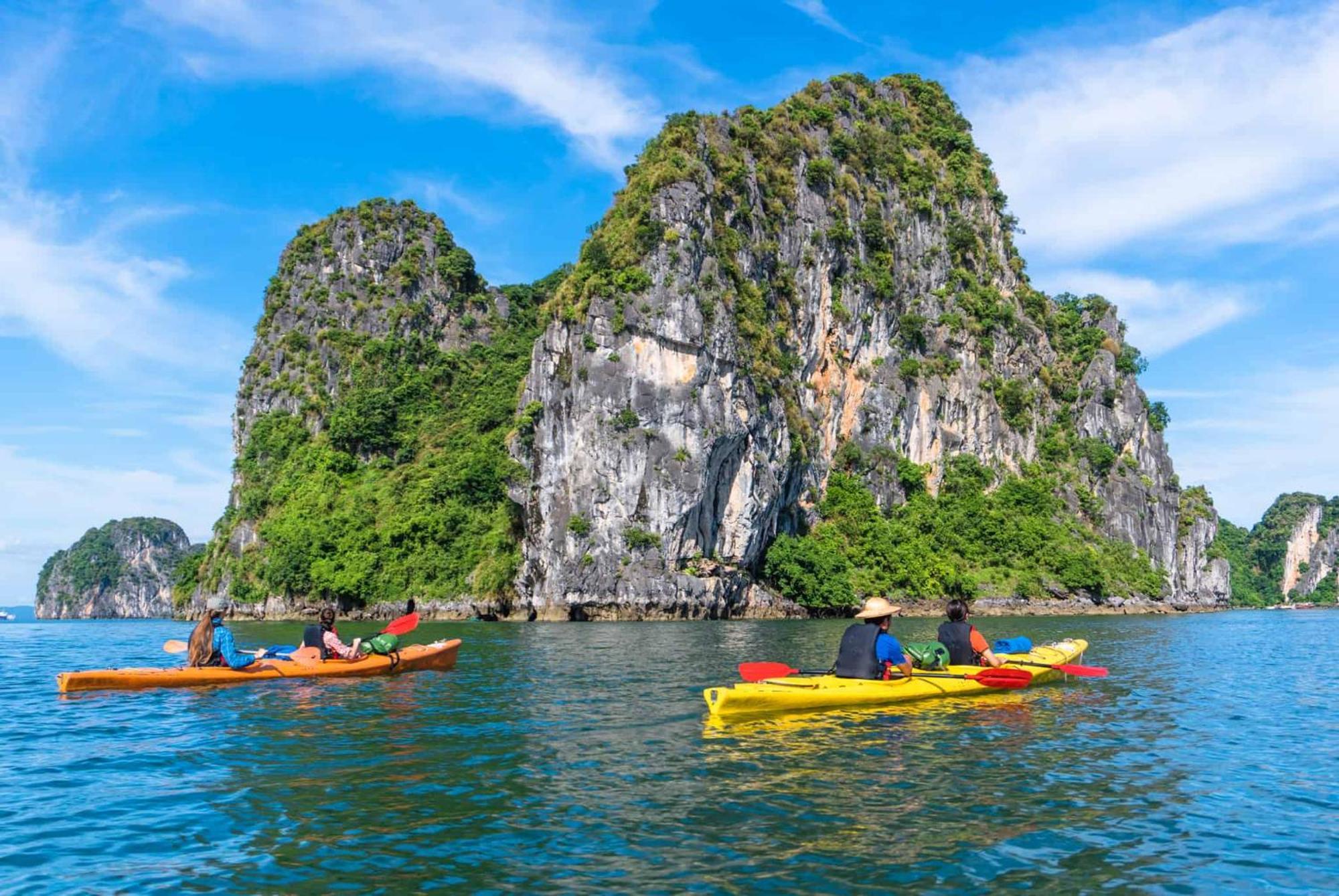 Era Premium Cruises Halong Hotell Ha Long Exteriör bild